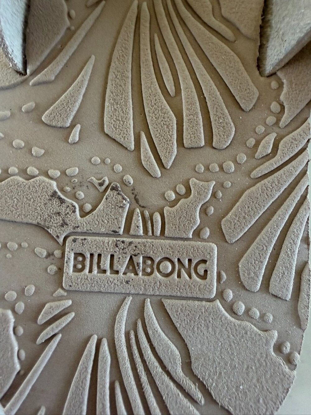 Billabong Metallic Silver Thong Flip Flops Beach Summer Sandals - Picture 6 of 13